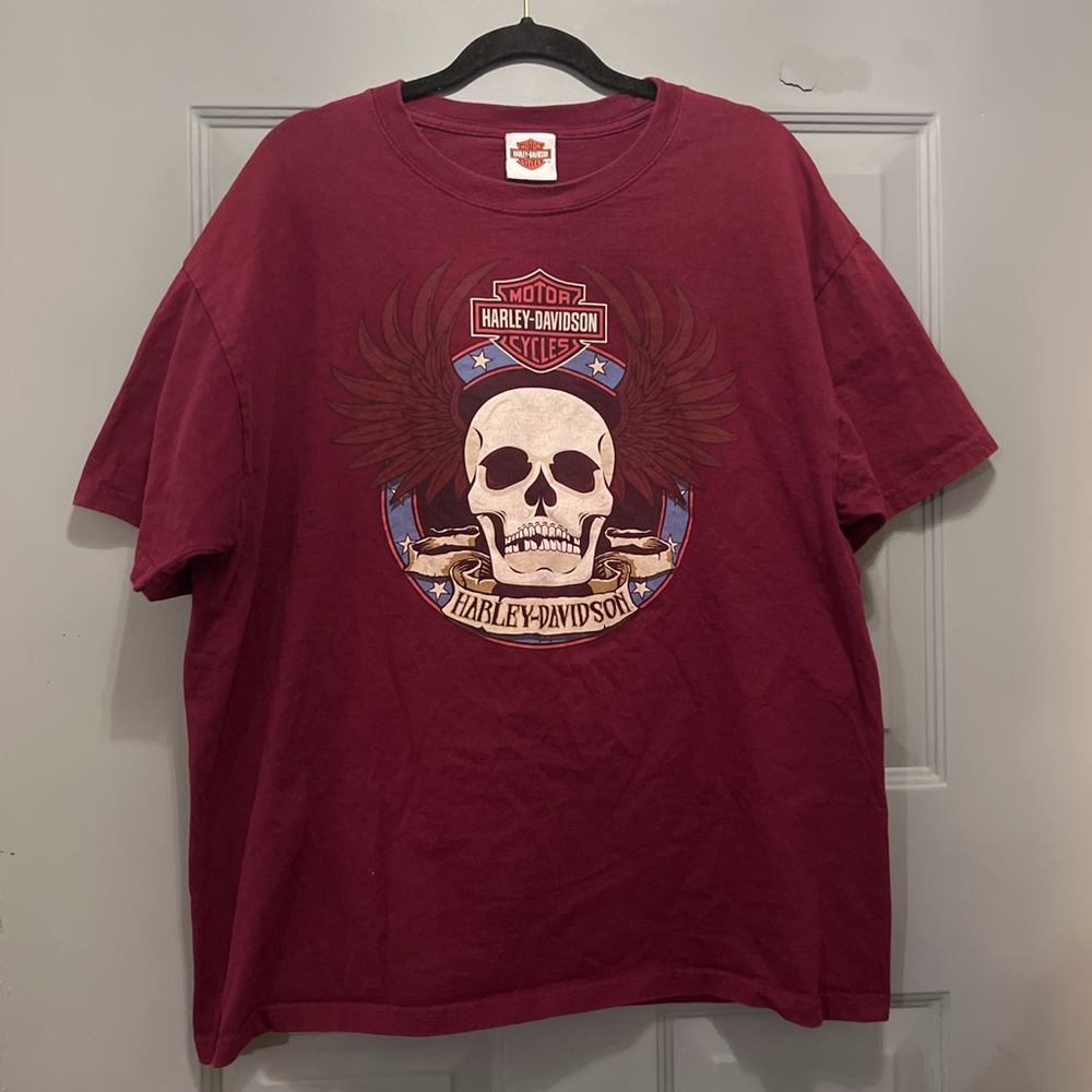 Red XL Harley Davidson T-Shirt. Skull on front, eagle on back.